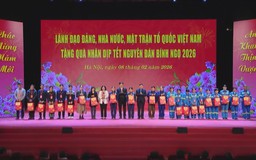 Trao yêu thương, tiếp sức người lao động Thủ đô đón Xuân