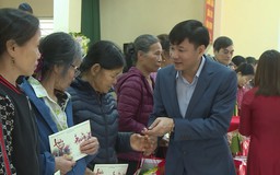 Ấm áp yêu thương tại Chợ Tết 0 đồng xã Hòa Xá