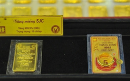 Vàng miếng giảm 900.000 đồng/lượng