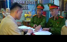 Công an phường Láng tăng cường tuần tra đêm bảo đảm an ninh bầu cử
