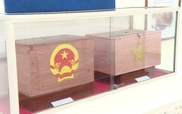 Hai hòm phiếu - chứng nhân của những mùa xuân lịch sử