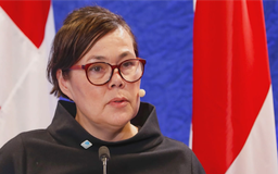 Ngoại trưởng Greenland từ chức