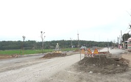 Tháo gỡ khó khăn, đẩy nhanh tiến độ thi công đường 413