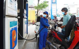 Lượng xăng dầu nhập khẩu tăng hơn 40% trong nửa đầu tháng 3