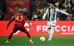 AS Roma chia điểm với Juventus trong trận cầu 6 bàn thắng