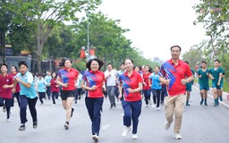 Hơn 1.500 người dân Phù Đổng tham gia Ngày chạy Olympic vì sức khỏe toàn dân