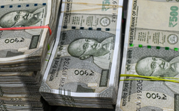 Ấn Độ: Đồng rupee giảm kỷ lục do xung đột Trung Đông
