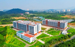 Di dời đại học ra khỏi nội đô