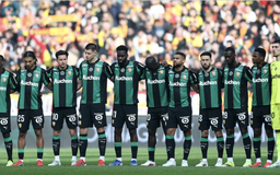 Lens phản đối đổi lịch thi đấu Ligue 1 phục vụ Champions League