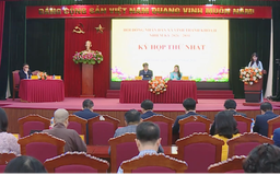 Kỳ họp thứ nhất HĐND xã Vĩnh Thanh kiện toàn nhân sự chủ chốt