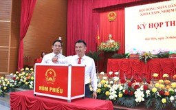 Hát Môn bầu các chức danh lãnh đạo HĐND, UBND nhiệm kỳ mới