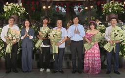 Chạm vào bình yên qua từng thanh âm sâu lắng