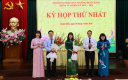 Phường Hoàn Kiếm họp kỳ thứ nhất HĐND khóa II