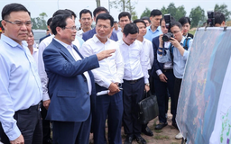 Thủ tướng khảo sát điểm xây kho dự trữ xăng dầu chiến lược
