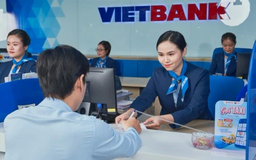 Ngân hàng đầu tiên nâng lãi suất trong tháng 3