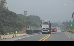 Đảm bảo ATGT khi mở rộng cao tốc Nội Bài - Lào Cai