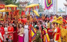 Giữ mạch nguồn văn hóa Việt từ những lễ hội Xuân