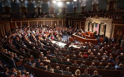 Quốc hội Mỹ bác nghị quyết hạn chế quyền của ông Trump