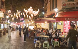 Nhịp sống về đêm của giới trẻ Thủ đô