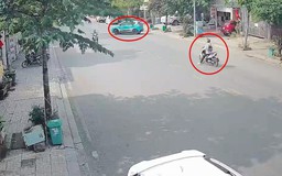 Không kiểm soát tốc độ, học sinh lao thẳng xe máy vào taxi