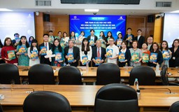 Phát triển giảng dạy tiếng Việt và văn hoá Việt cho kiều bào