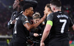 Aston Villa rộng đường vào bán kết UEFA Europa League