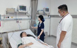 Cấp cứu điều trị kịp thời các nạn nhân trong vụ cháy ở Hồng Hà