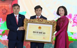 Xã Dương Hòa đón Bằng công nhận Bảo vật Quốc gia