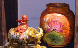 Sáng tạo mới với chất liệu sơn mài truyền thống