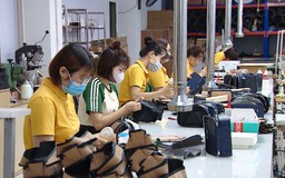 Doanh nghiệp nỗ lực duy trì sản xuất