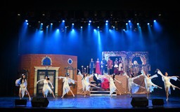 Tái hiện vở kịch kinh điển của Shakespeare trên sân khấu học đường
