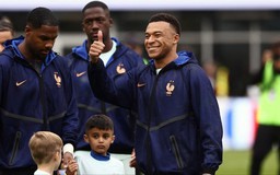 Vị trí số 1 thế giới của FIFA đổi chủ