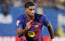 Barcelona gặp khó trong việc giữ chân Rashford