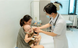 Cảnh báo biến chứng nguy hiểm của bệnh tay chân miệng