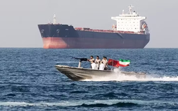 EU mở rộng trừng phạt, gia tăng áp lực lên Iran