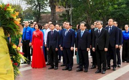 Lãnh đạo thành phố Hà Nội dâng hoa kỷ niệm 156 năm ngày sinh V.I.Lênin