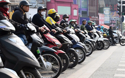 Hà Nội dự kiến hỗ trợ người dân chuyển từ xe xăng sang xe điện