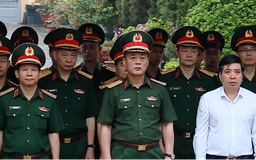 Bộ Tư lệnh Thủ đô dâng hương tưởng niệm Anh hùng liệt sĩ