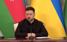 Ông Zelensky: Ukraine sẵn sàng đàm phán với Nga tại Azerbaijan