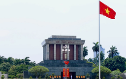 Bố trí điểm trông xe phục vụ nhân dân viếng Chủ tịch Hồ Chí Minh