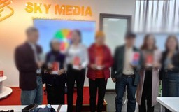Lừa xem quảng cáo kiếm tiền, ổ nhóm Sky Media bị triệt phá