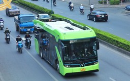 Đầu tư hạ tầng: Giải pháp căn cơ để tăng sức hút cho xe buýt