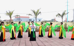 Về Tri Trung nghe làn điệu chèo