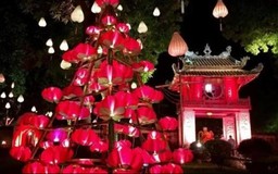 Không gian trưng bày đèn lồng độc đáo tại Văn Miếu