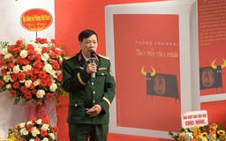 'Thơ viết cho mình' và mạch nguồn ký ức dân tộc