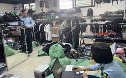 Thu giữ hàng nghìn sản phẩm thời trang giả mạo nhãn hiệu lớn