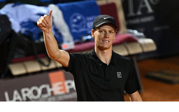 Jannik Sinner thẳng tiến vào bán kết Rome Masters 2026