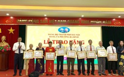 Phường Ba Đình: 80 đảng viên được trao tặng Huy hiệu Đảng