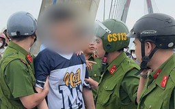 Kịp thời cứu nam thanh niên có ý định tự tử trên cầu