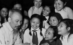 Di sản Hồ Chí Minh - Ngọn đuốc soi đường, tỏa sáng giá trị dân tộc và thời đại